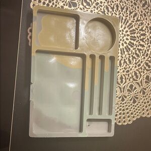 Multicolor Organizer Tray